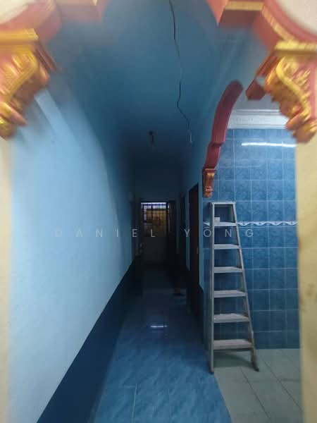 Flat for Sale at Seri Pulai - Daniel Yong - Corridor - PropertyGuru.com.my