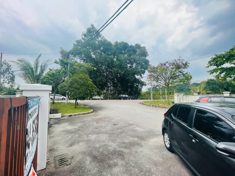 Terraced House for Sale in Rawang (Selangor) - Amirul Akmal - Exterior - PropertyGuru.com.my