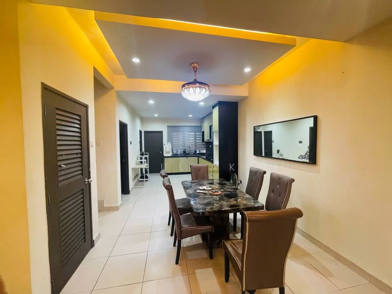 Terraced House for Sale in Rawang (Selangor) - Amirul Akmal - Dining Room - PropertyGuru.com.my