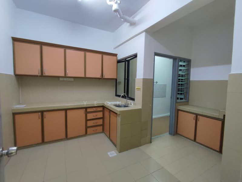 Condominium for Sale at Evergreen Park Scot Pine - Yeong . - Kitchen - PropertyGuru.com.my