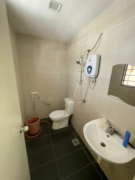 2-storey Terraced House for Sale in Lakeside Residences (Puchong) - Kevin Tan - Bathroom - PropertyGuru.com.my