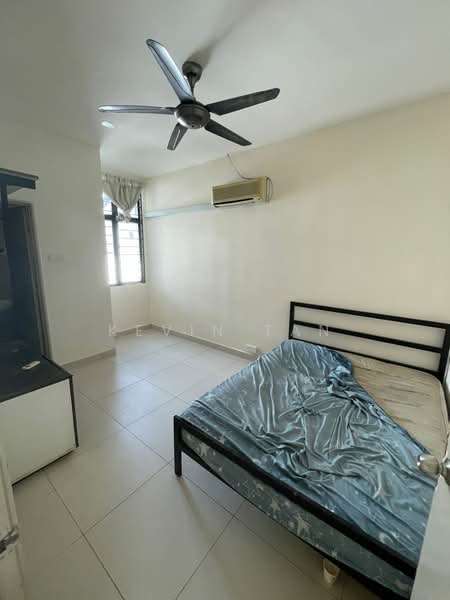2-storey Terraced House for Sale in Lakeside Residences (Puchong) - Kevin Tan - Bedroom - PropertyGuru.com.my