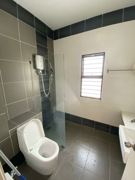 2-storey Terraced House for Sale in Lakeside Residences (Puchong) - Kevin Tan - Bathroom - PropertyGuru.com.my