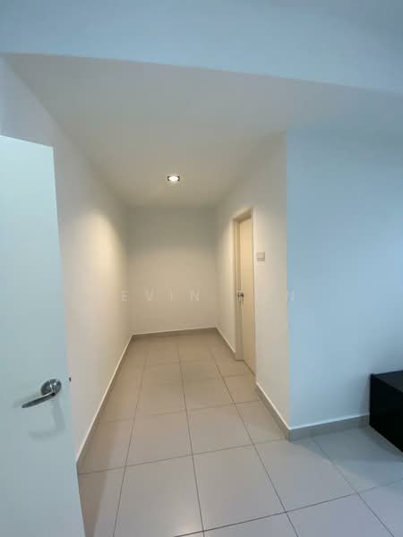2-storey Terraced House for Sale in Lakeside Residences (Puchong) - Kevin Tan - Corridor - PropertyGuru.com.my