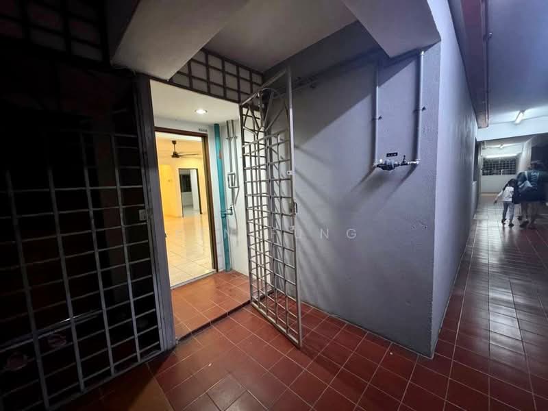 Apartment for Rent at Sri Camellia - Ken Fung - Entrance - PropertyGuru.com.my