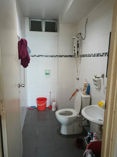 Pangsapuri untuk Dijual di Tebrau City Residences - Michelle Kueh - Bathroom - PropertyGuru.com.my