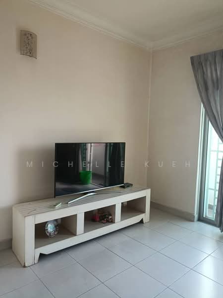 Pangsapuri untuk Dijual di Tebrau City Residences - Michelle Kueh - Living Room - PropertyGuru.com.my