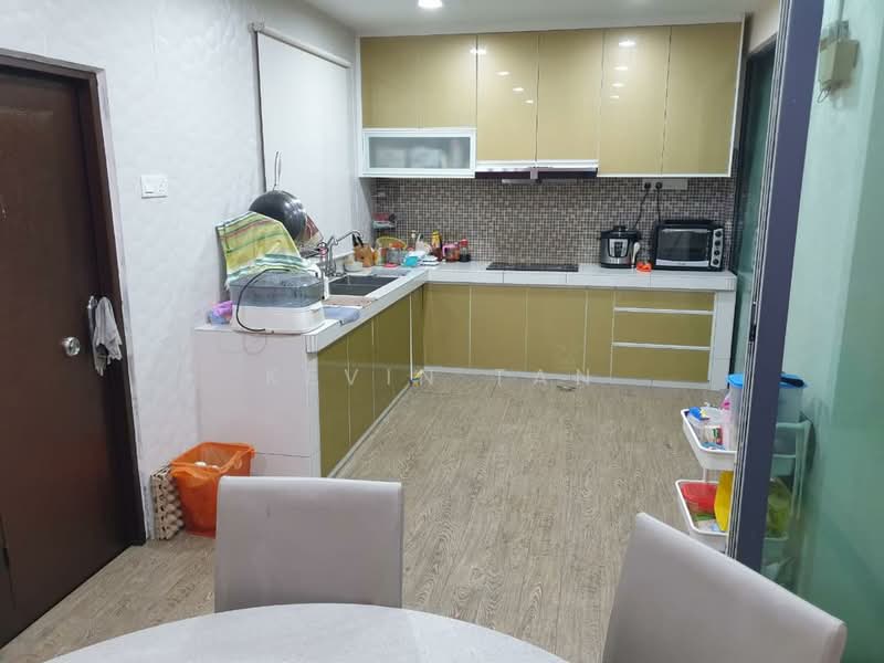2.5-storey Terraced House for Sale in Lakeside Residences (Puchong) - Kevin Tan - Kitchen - PropertyGuru.com.my