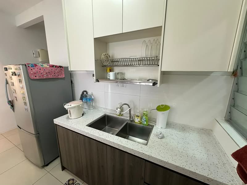 Condominium for Rent at Platinum Splendor Residence - Gilbert Hor - Kitchen - PropertyGuru.com.my