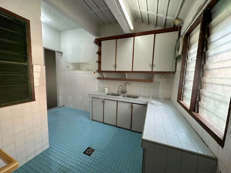 Rumah Teres 2-Tingkat untuk Dijual di Taman Sri Gombak (Gombak) - Izzah Alias - Kitchen - PropertyGuru.com.my