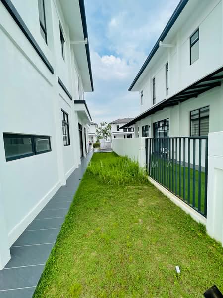 Semi-Detached House for Sale in Kuala Selangor (Selangor) - Amirul Akmal - PropertyGuru.com.my