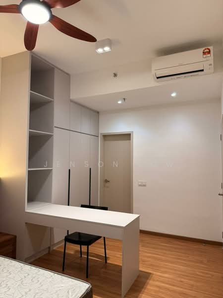 Kediaman Servis untuk Disewa di Residensi Ava @ Kiara Bay - Jenson Low - Bedroom - PropertyGuru.com.my