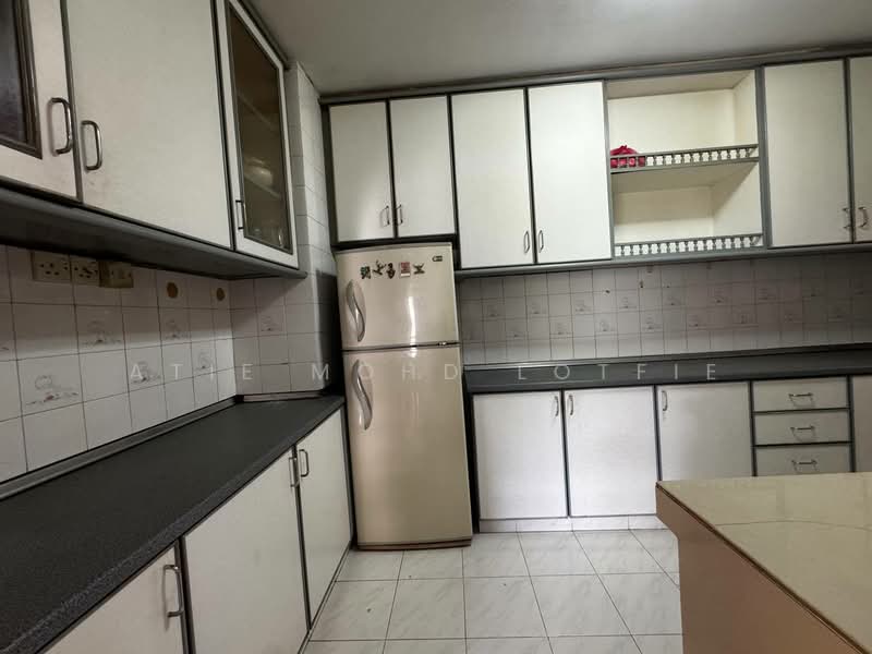 Condominium for Sale at Le Jardine Condominium - Atie Mohd Lotfie - Kitchen - PropertyGuru.com.my