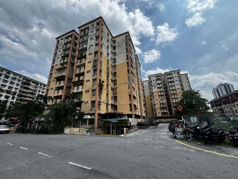 Condominium for Sale at Le Jardine Condominium - Atie Mohd Lotfie - PropertyGuru.com.my