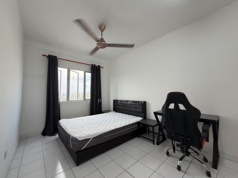 Pangsapuri untuk Disewa di Lily Apartment @ Kuchai Lama - YP Tan - Bedroom - PropertyGuru.com.my