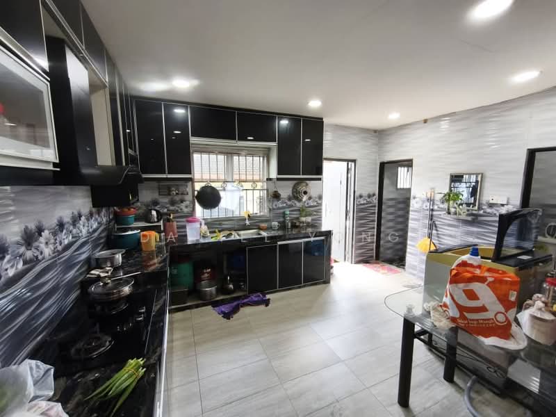Rumah Teres 2 Tingkat untuk Dijual di Taman Permai (Seremban) - Daniel Yong - Kitchen - PropertyGuru.com.my