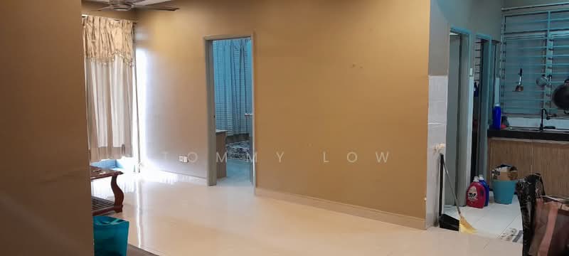 Kondominium untuk Disewa di Prima U1 - Tommy Low - Living Room - PropertyGuru.com.my