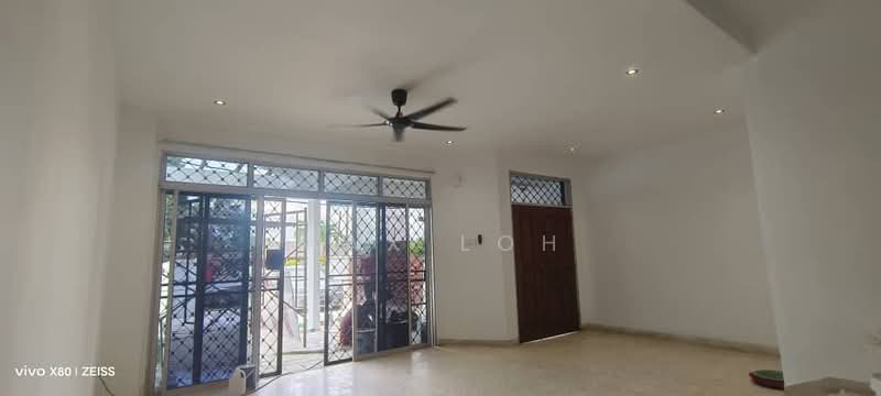 2-storey Terraced House for Sale in Taman Perling (Perling) - Max Loh - Living Room - PropertyGuru.com.my
