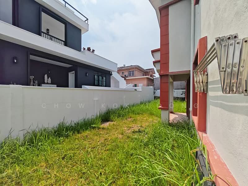 Semi-Detached House for Sale in Seri Kembangan (Selangor) - Chow Kok Toong - Exterior - PropertyGuru.com.my