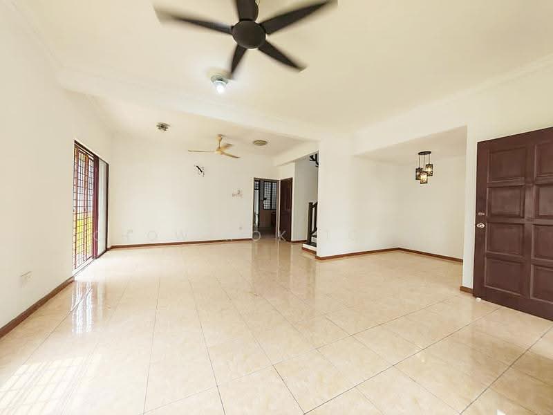 Semi-Detached House for Sale in Seri Kembangan (Selangor) - Chow Kok Toong - Living Room - PropertyGuru.com.my