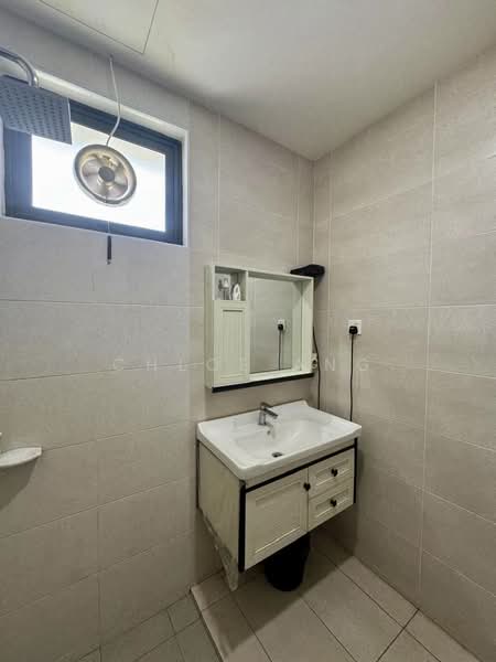 Kondominium untuk Dijual di Prominence - Chloe Ang - Bathroom - PropertyGuru.com.my
