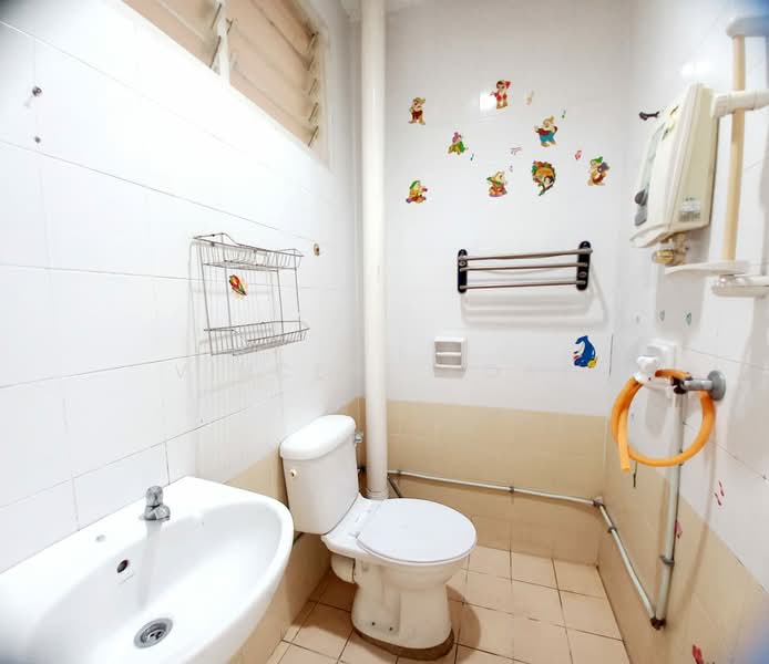 2-storey Terraced House for Rent in Batu Maung (Penang) - Vincent Koay - Bathroom - PropertyGuru.com.my