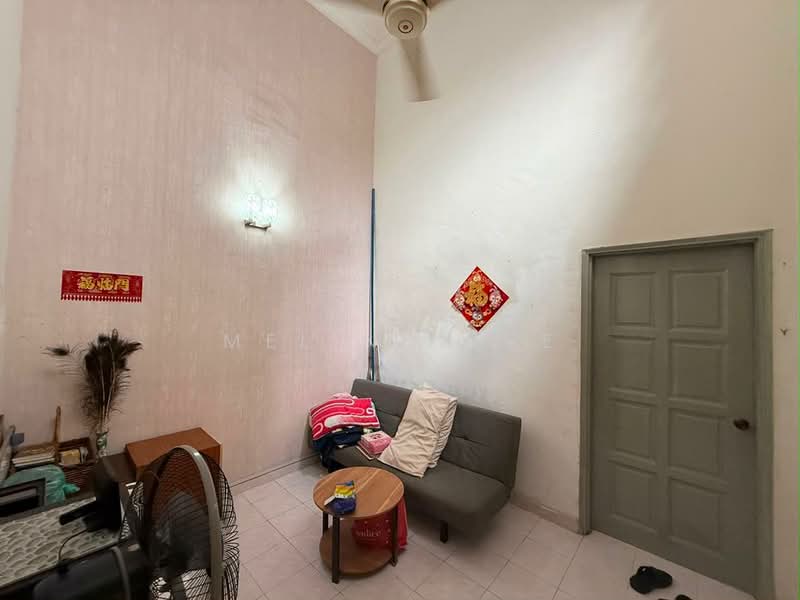 2-storey Terraced House for Sale in Taman Desa Harmoni (Masai) - Melinda Ee - Living Room - PropertyGuru.com.my
