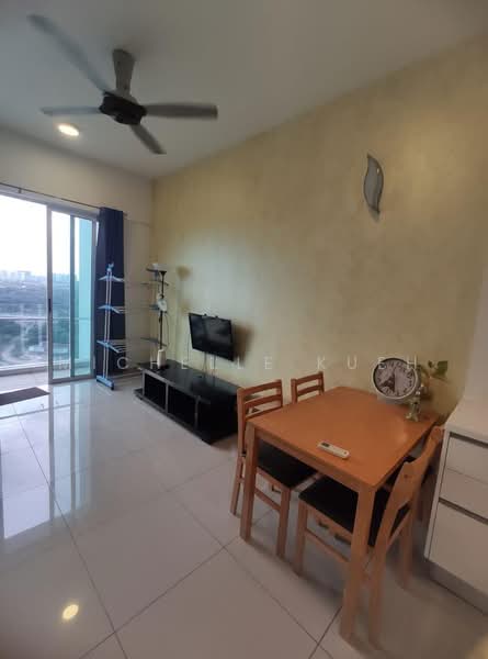Kondominium untuk Dijual di Tropez Residences - Michelle Kueh - Living Room - PropertyGuru.com.my