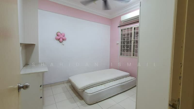 Condominium for Sale at Nilam Puri - Shahidan Ismail - Bedroom - PropertyGuru.com.my