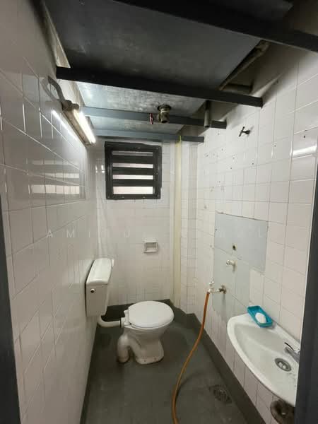 Apartment for Sale at Taman Kinrara Section 2 Apartment - Amirul Akmal - Bathroom - PropertyGuru.com.my