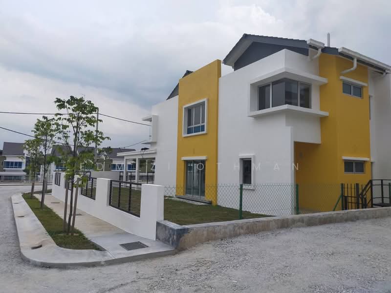 Rumah Teres 2 Tingkat untuk Dijual di Senawang (Negeri Sembilan) - Edmizi Othman - Exterior - PropertyGuru.com.my