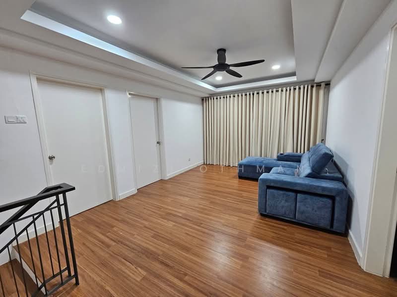 Rumah Teres 2 Tingkat untuk Dijual di Senawang (Negeri Sembilan) - Edmizi Othman - Living Room - PropertyGuru.com.my