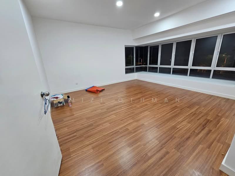 Rumah Teres 2 Tingkat untuk Dijual di Senawang (Negeri Sembilan) - Edmizi Othman - Living Room - PropertyGuru.com.my