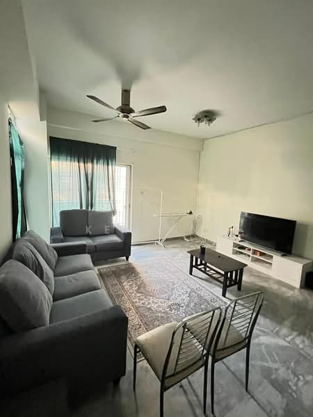 Kondominium untuk Disewa di Ridzuan Condominium - Key Ling - Living Room - PropertyGuru.com.my