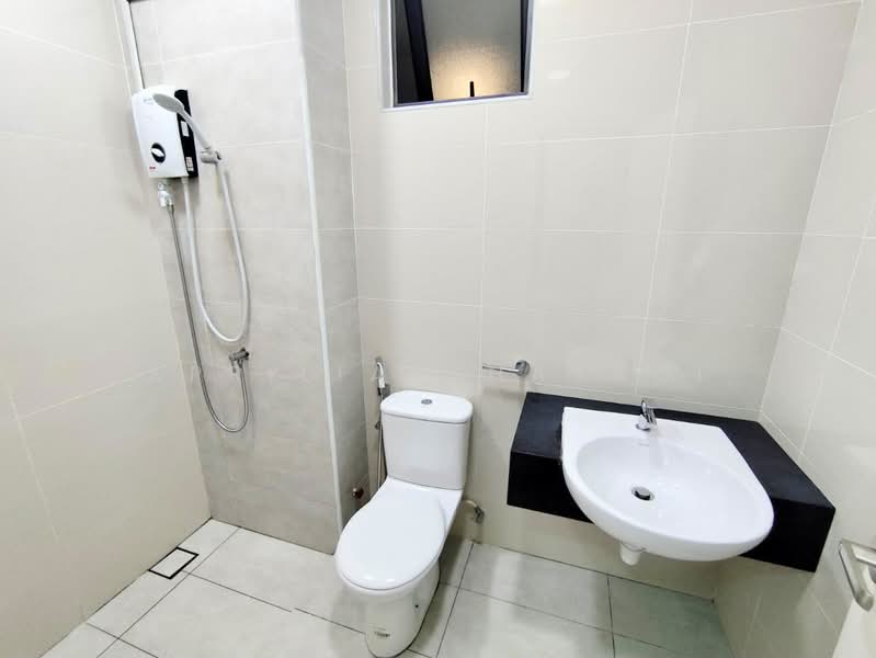 Condominium for Rent at Botanika - APRILIA CHAYADI - Bathroom - PropertyGuru.com.my