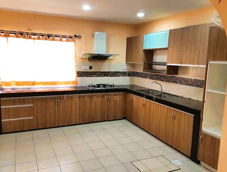 Rumah Teres untuk Disewa di Taman Bukit Permata (Selayang) - Evelyn Lee - Kitchen - PropertyGuru.com.my