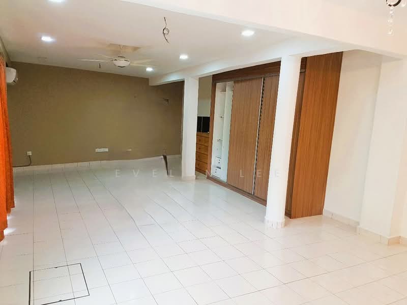 Rumah Teres untuk Disewa di Taman Bukit Permata (Selayang) - Evelyn Lee - Living Room - PropertyGuru.com.my