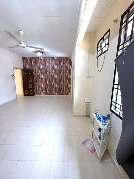 Rumah Teres 2-Tingkat untuk Dijual di Ulu Tiram (Johor) - Karl Lim - Living Room - PropertyGuru.com.my
