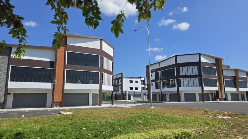 Shop for Rent in Semenyih (Selangor) - Sharon Khong - Exterior - PropertyGuru.com.my