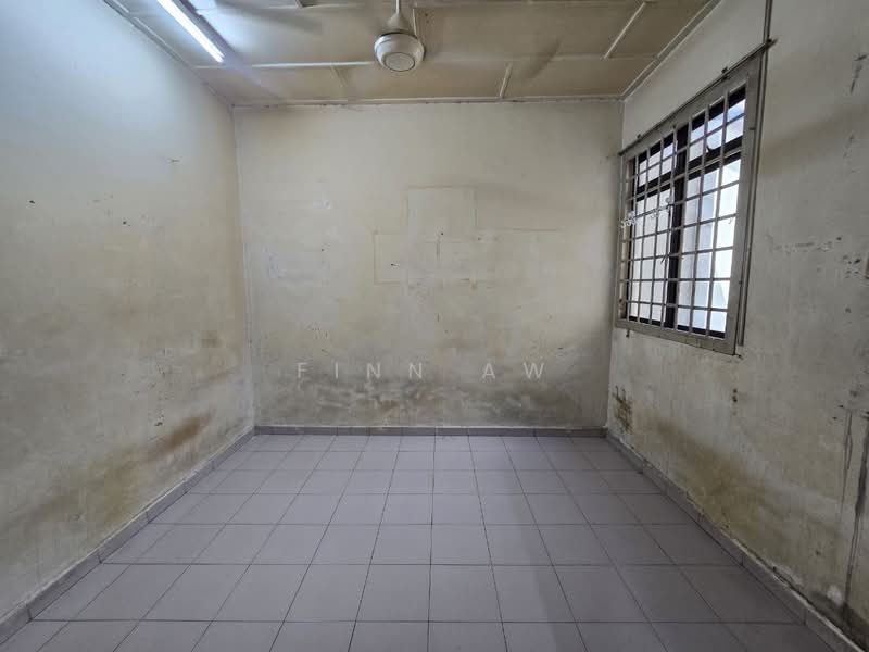 2-storey Terraced House for Sale in Permas Jaya (Johor) - Finn Aw - PropertyGuru.com.my