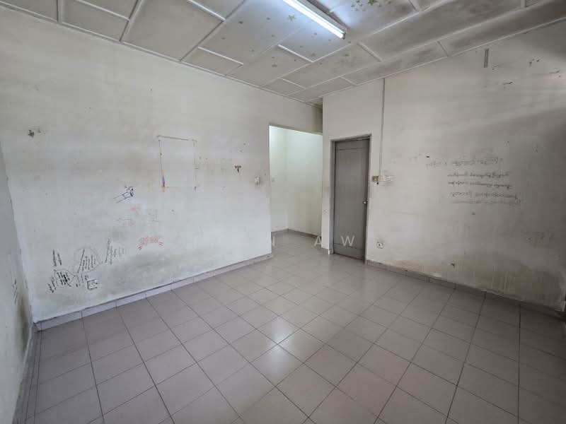 2-storey Terraced House for Sale in Permas Jaya (Johor) - Finn Aw - PropertyGuru.com.my