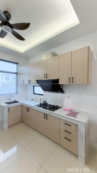 2-storey Terraced House for Rent in Puncak Alam (Selangor) - Kings Soe - Kitchen - PropertyGuru.com.my