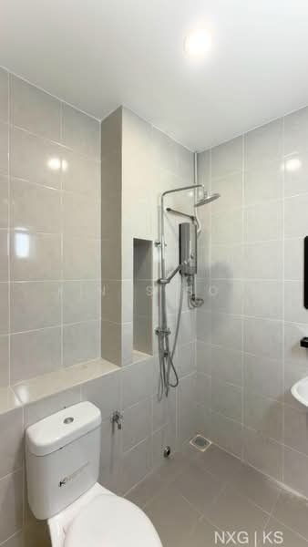 2-storey Terraced House for Rent in Puncak Alam (Selangor) - Kings Soe - Bathroom - PropertyGuru.com.my