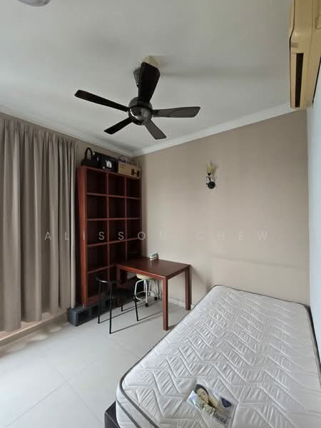Kondominium untuk Disewa di Gurney Park Condominium - Alisson Chew - Bedroom - PropertyGuru.com.my