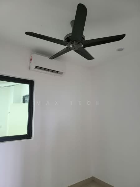 Condominium for Sale at Skyvilla @ D'Island - Max Teoh - Interior - PropertyGuru.com.my