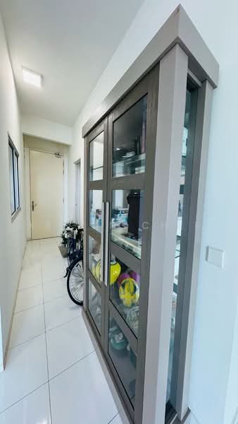 Servis Apartment untuk Dijual di Sky Loft Premium Suites - Kelvin Chee - Corridor - PropertyGuru.com.my