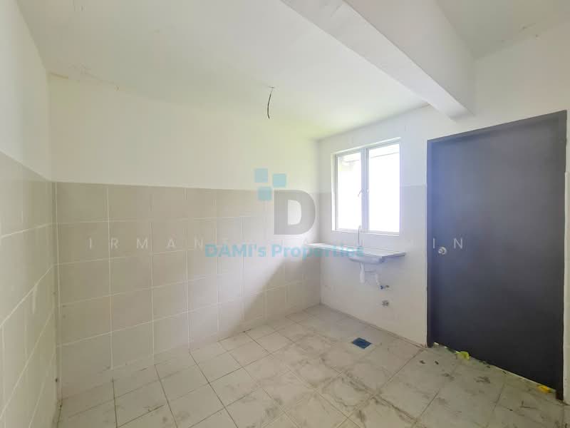 Rumah Teres 2 Tingkat untuk Dijual di Telok Panglima Garang (Selangor) - Irmantaha Tamin - Kitchen - PropertyGuru.com.my