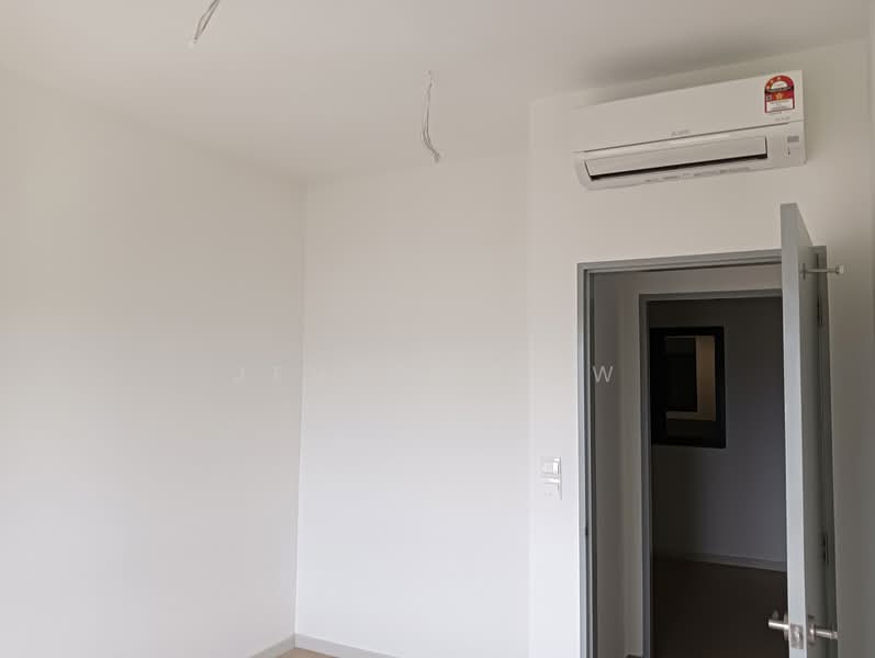 Service Residence for Sale at M Luna - Jenson Low - Interior - PropertyGuru.com.my