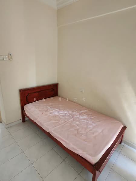 Condominium for Sale at E-Park Condominium - Patrick . - Bedroom - PropertyGuru.com.my