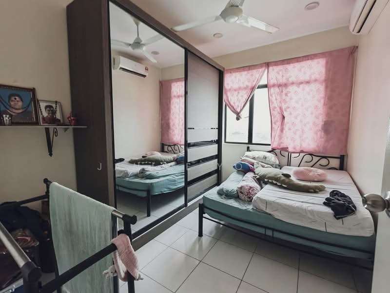 Servis Apartment untuk Dijual di Jentayu Residensi @ Tampoi - Janice Yong - Bedroom - PropertyGuru.com.my